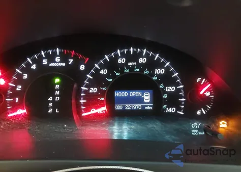 2009 Toyota Camry Xle z USA, uszkodzony, nr VIN 4T4BE46K69R105420